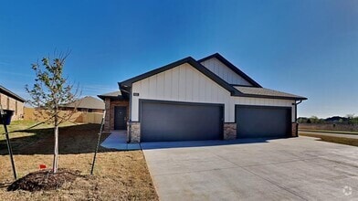 Building Photo - 12612 Carrara Ln