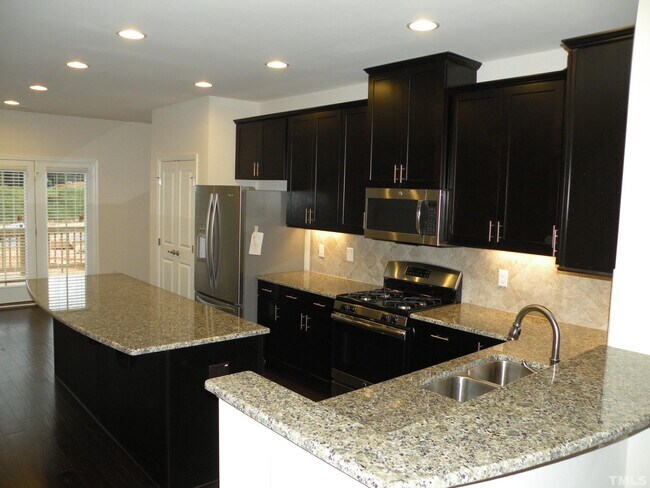 Foto del edificio - 2109 Whitesmith Dr