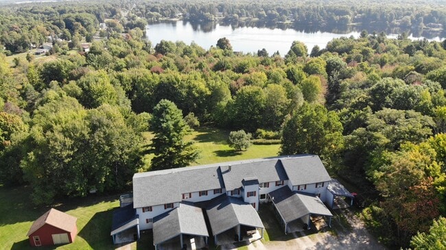 Building Photo - 60 Riggs Dr