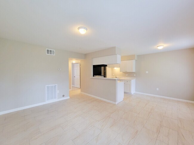 Foto del edificio - 3206 Lobit Dr