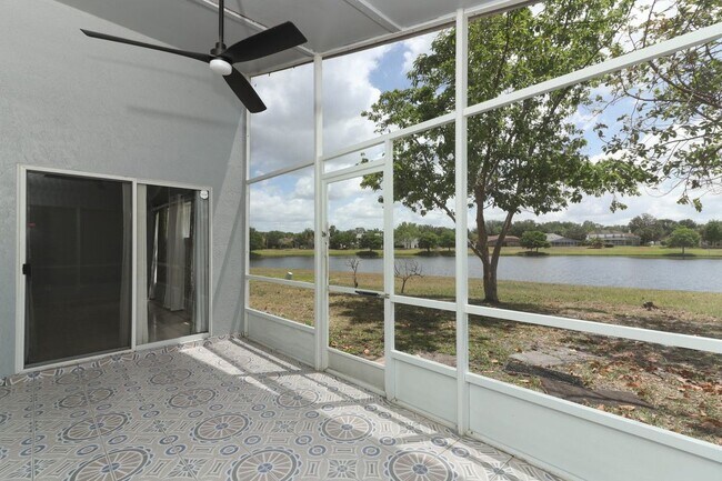 Foto del edificio - 743 Deacon Winn Ct