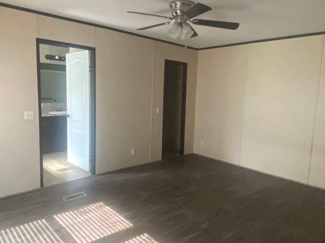 Photo - 3017 Fernwood Dr (San Antonio, TX)