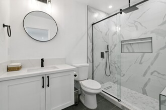 Building Photo - 1310 Halley Ct