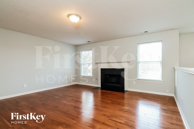 Building Photo - 613 Pipkin Dr