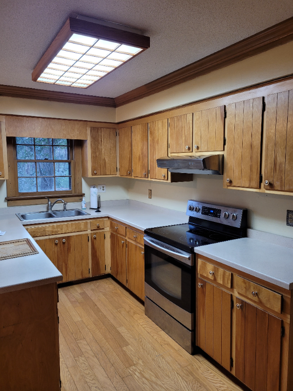 Building Photo - 5228 Troutman Ln