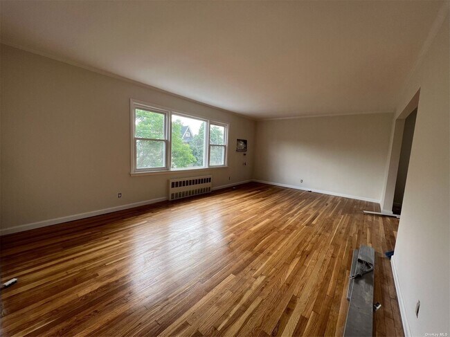 Foto del edificio - 196-45 45th Ave