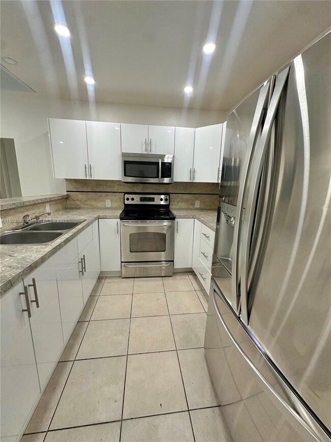 Foto del edificio - 4111 SW 33rd St