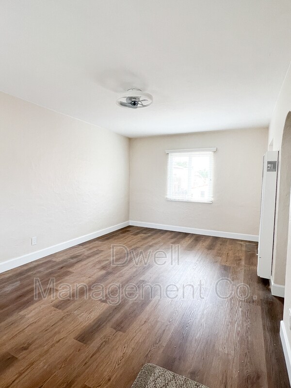 Foto del edificio - 3531 1/2 Park Blvd