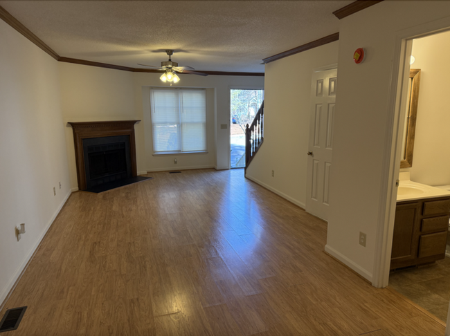 Building Photo - Beautiful Cary Townhome