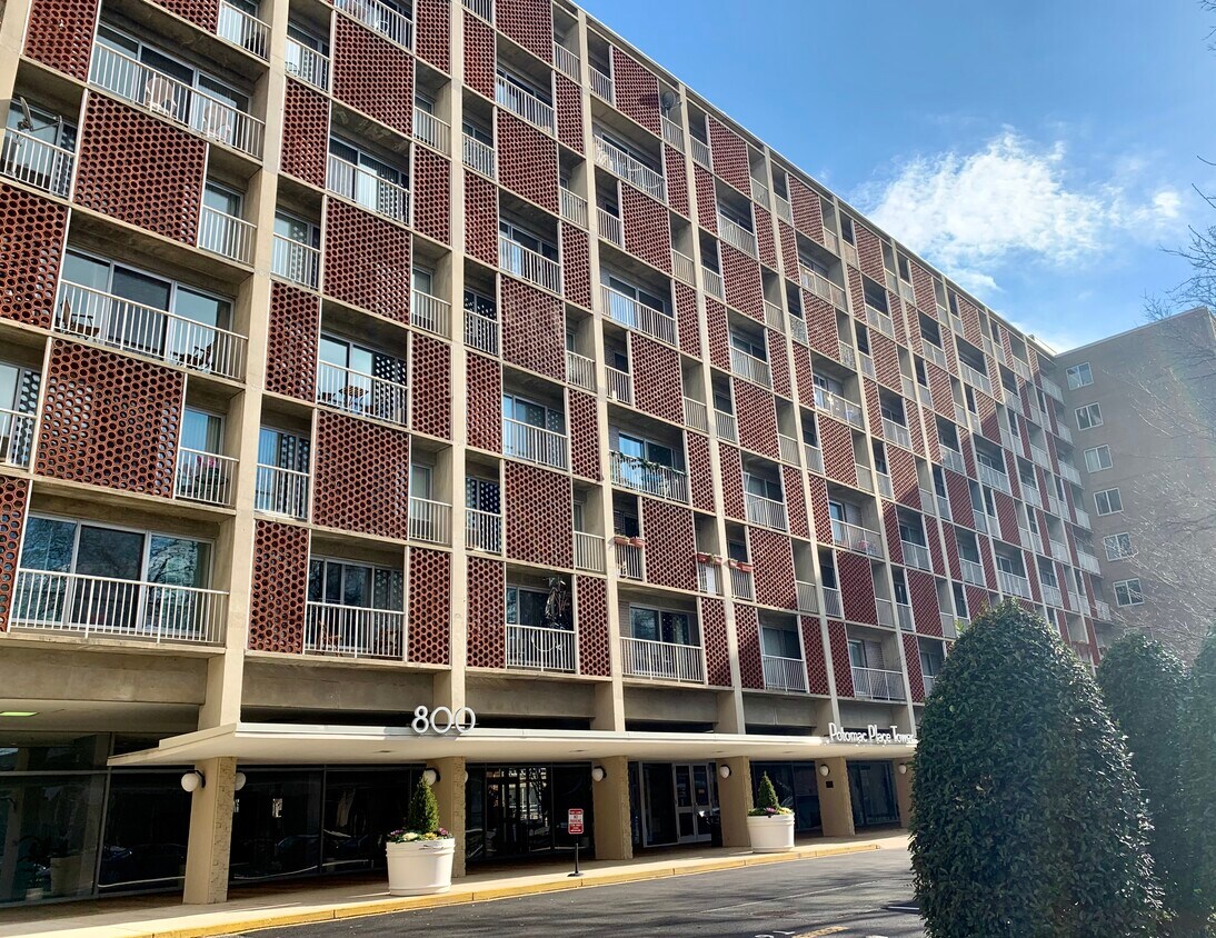Foto principal - 800 4th St SW