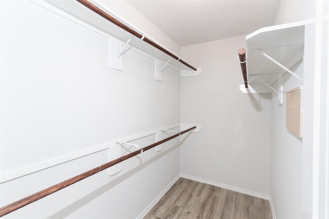 Building Photo - 5431 Tobins Gully Dr