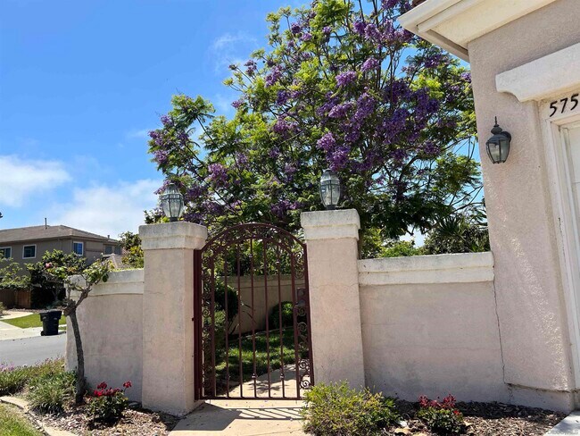 Foto del edificio - 5754 Concord Woods Way