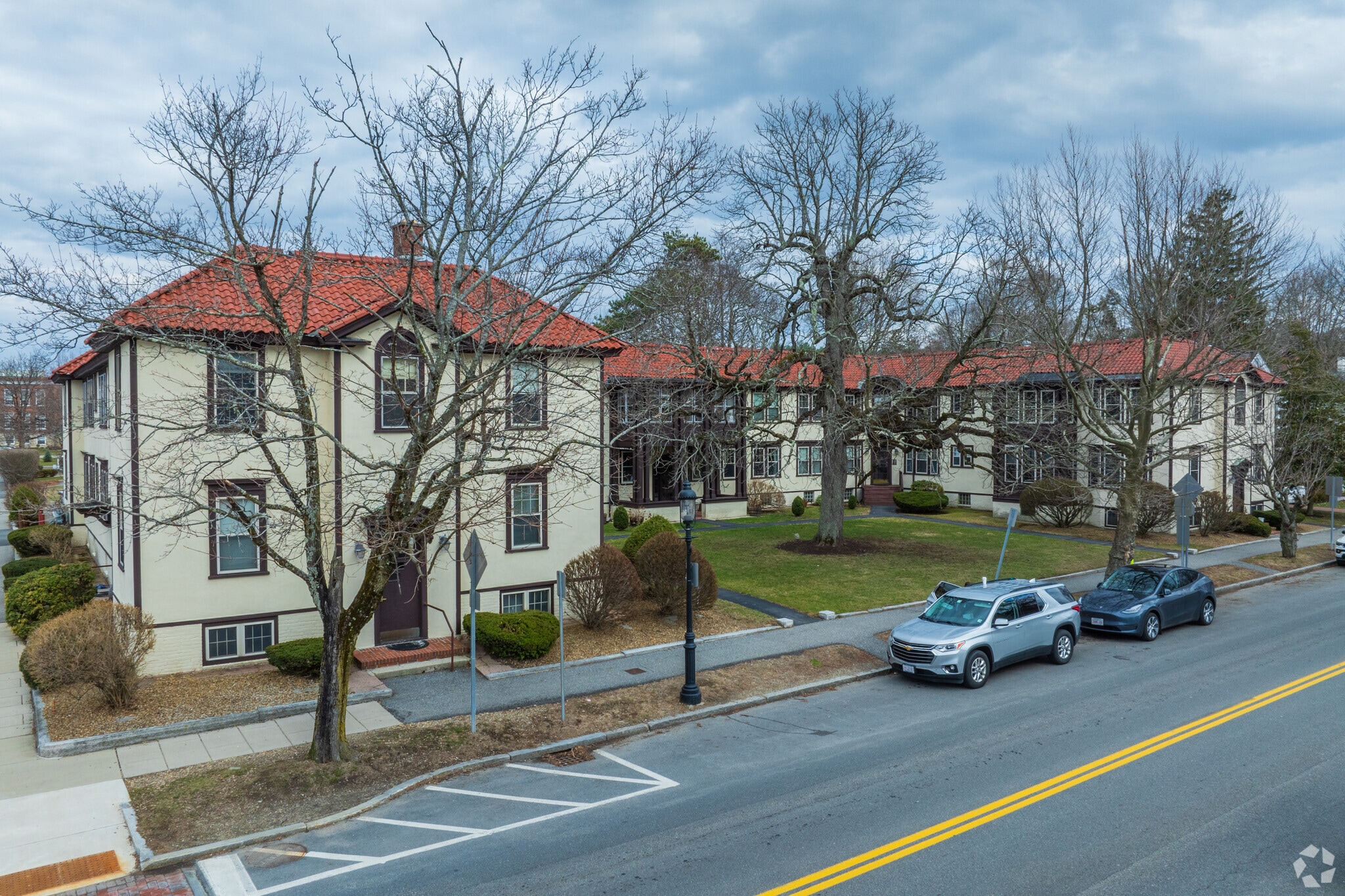Caronel Court Condominiums
