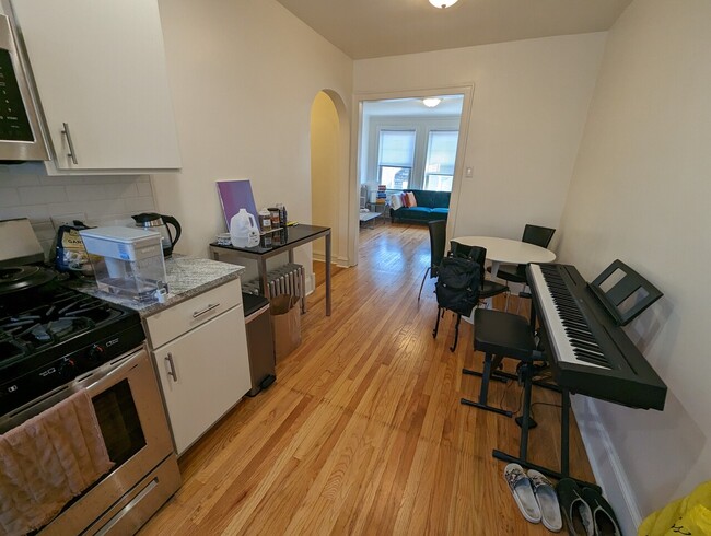 Foto del edificio - 6636 Glenwood