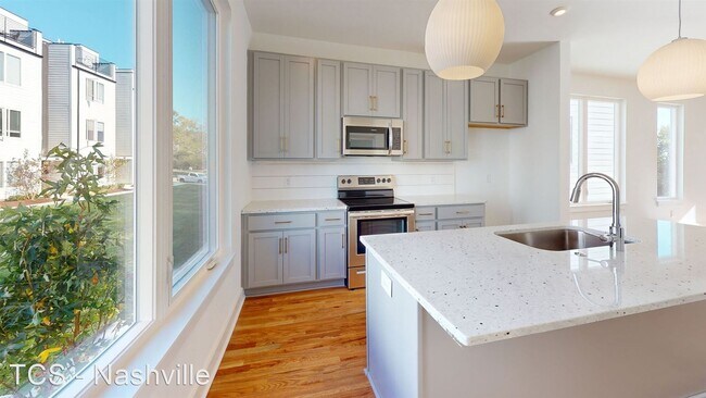 Building Photo - 3 br, 3.5 bath House - 538 Cliff Circle