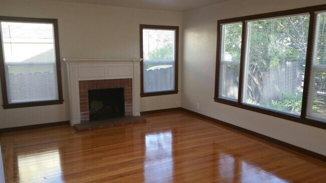 Foto del edificio - 765 18th Ave