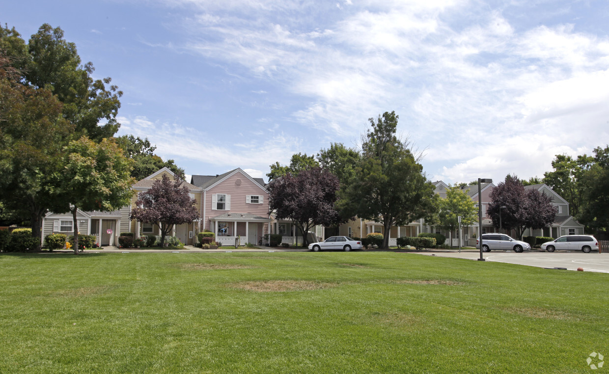 Primary Photo - Lavell Village Apartments