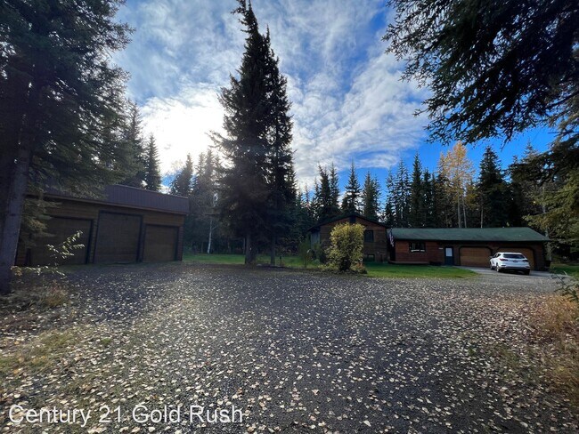 Building Photo - 4 br, 2 bath House - 2500 Mission Road