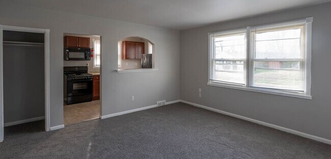 Foto del edificio - Single Family Home at 2 Alton St , Aberdeen