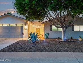 Building Photo - 2530 N 68th Pl