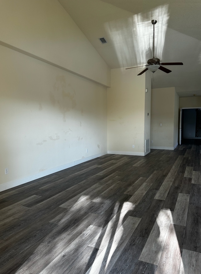 Building Photo - 937 Ocaso Ln