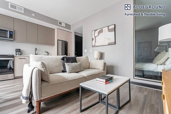 Foto del edificio - 1313 L St NW