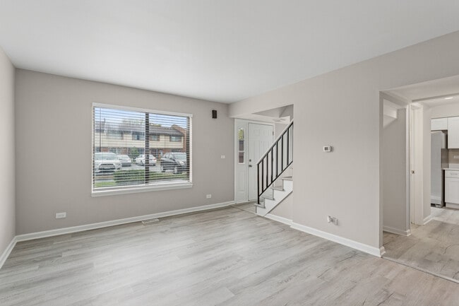 Building Photo - 4 Tower Ct