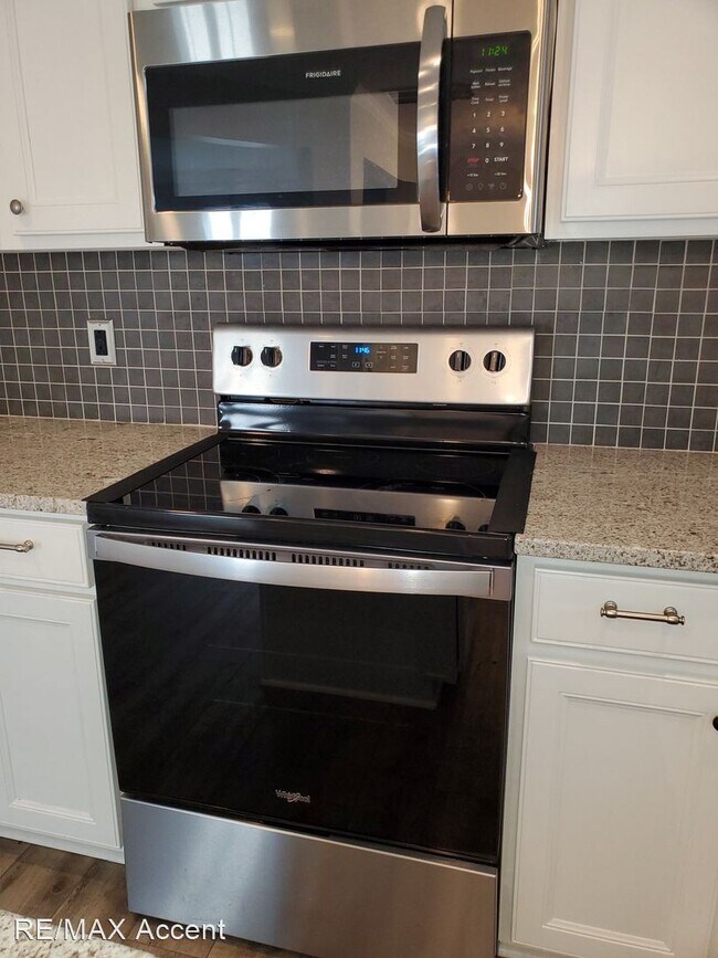 Foto del edificio - 4 br, 3 bath House - 15 Briarcliff Way