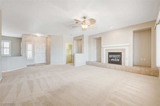 Foto del edificio - 1771 Sebring Hills Dr