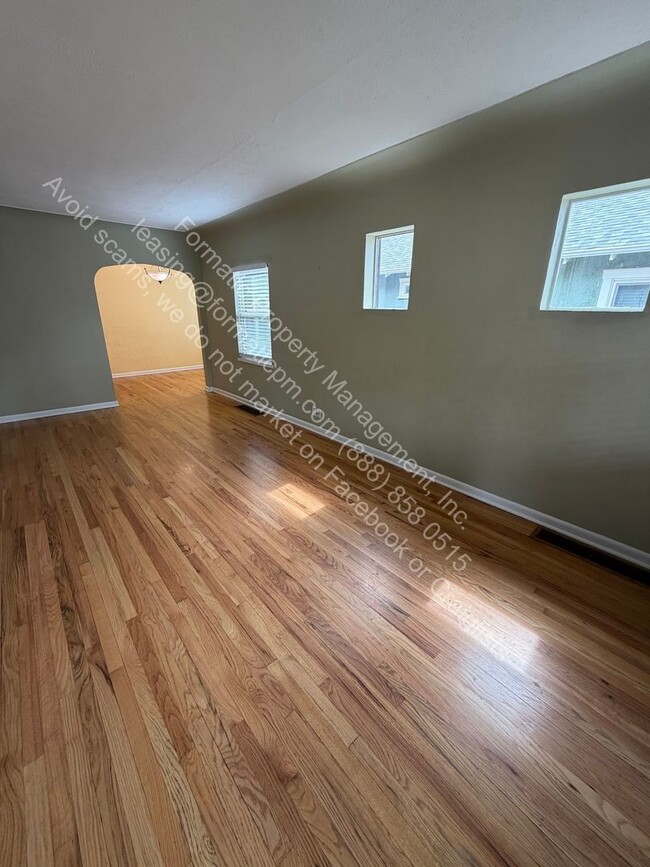 Photo - 2246 S Corona St House