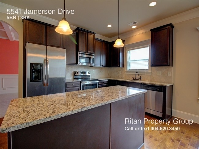 Building Photo - 5541 Jamerson Dr