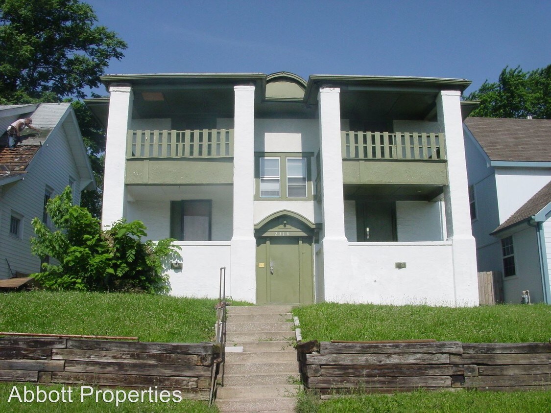 Primary Photo - 2316 Benton Blvd