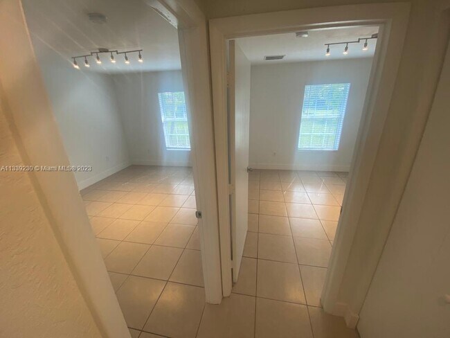 Building Photo - 6734 NW 4th Ave