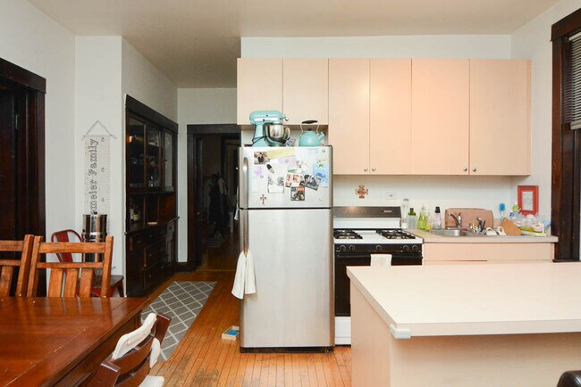 Foto del edificio - 2021 W Shakespeare Ave