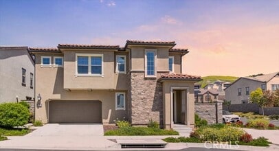 Building Photo - 1901 Aliso Canyon Dr