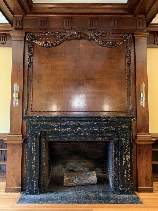 Building Photo - The Goodyear Mansion & Residences