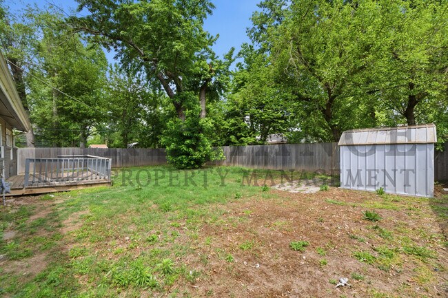 Foto del edificio - 730 N Chipper Ln