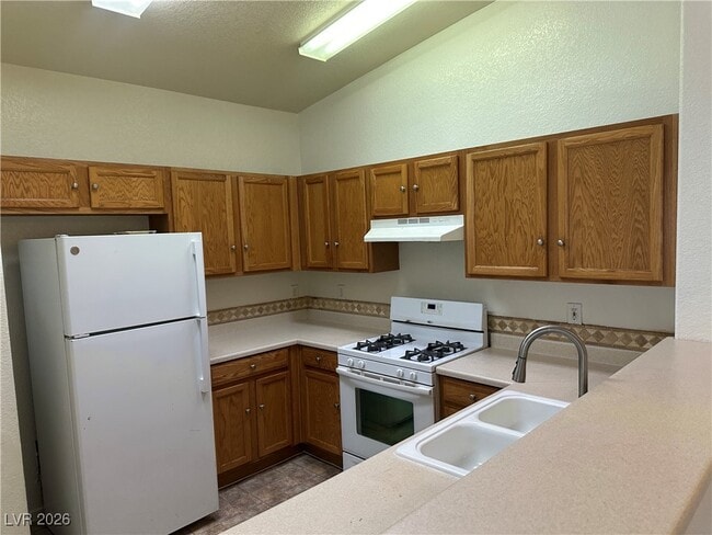 Foto del edificio - 2596 Land Rush Dr