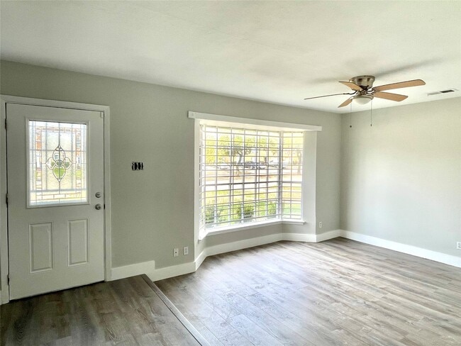 Foto del edificio - 7119 S Gessner Rd