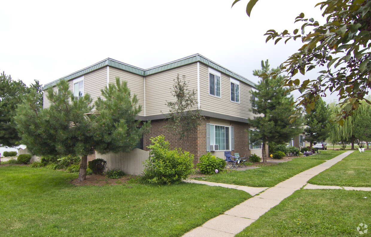 Building Photo - 3113 N Lawe St
