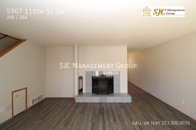 Building Photo - Two bedroom townhome in Lakewood for rent