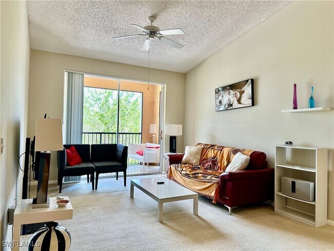 Foto del edificio - 1115 Reserve Ct