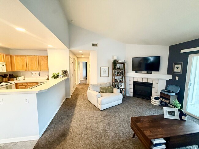 Foto del edificio - 5225 White Willow Dr