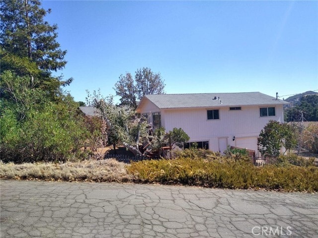 Foto del edificio - 9247 Fairway Dr