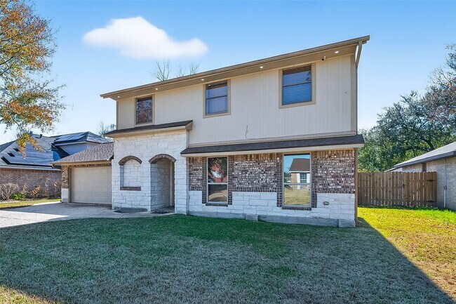 Foto del edificio - 17634 Huntersglen Cir