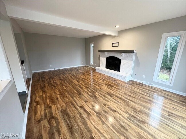 Foto del edificio - 37445 Fawn Path Dr