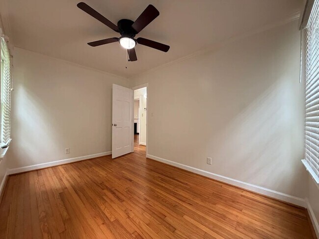 Foto del edificio - Charming 2-Bedroom, 1 Bath in Atlanta!