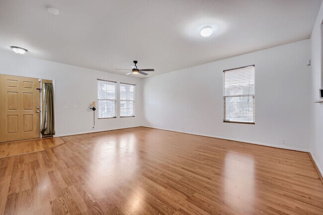 Building Photo - 2175 Squawbush Ridge Grove