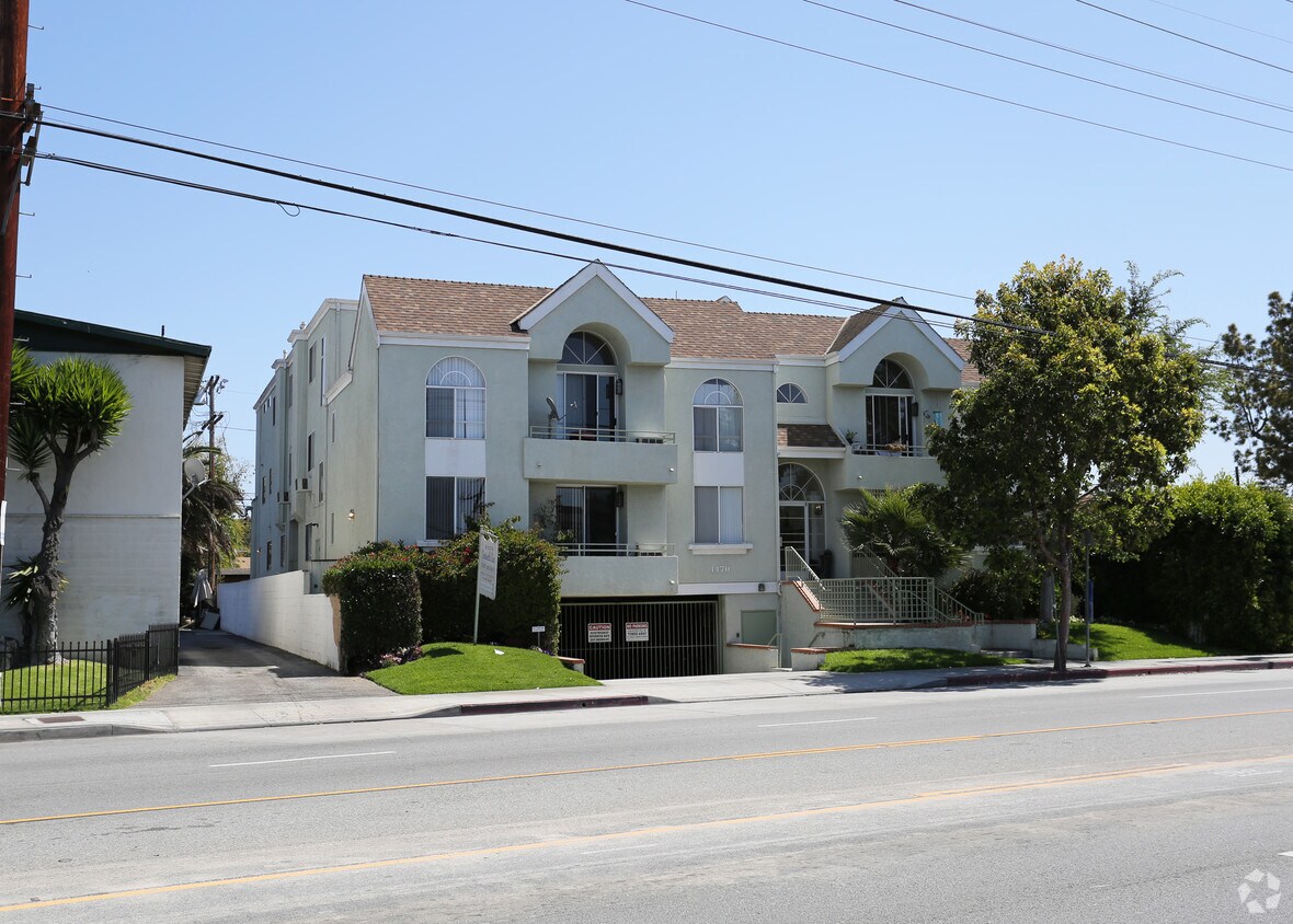 Primary Photo - 4470 S Centinela Ave