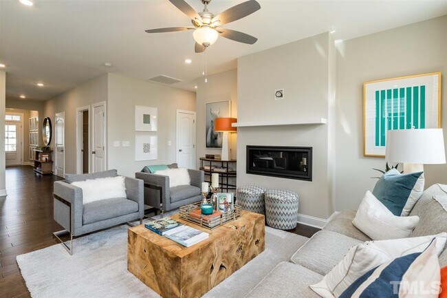 Foto del edificio - 130 Pepperwood Way